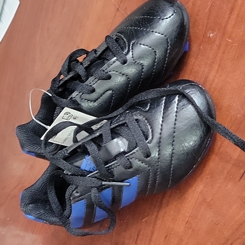 adidas Unisex-Child Goletto VII Firm Ground Cleats Football Shoe